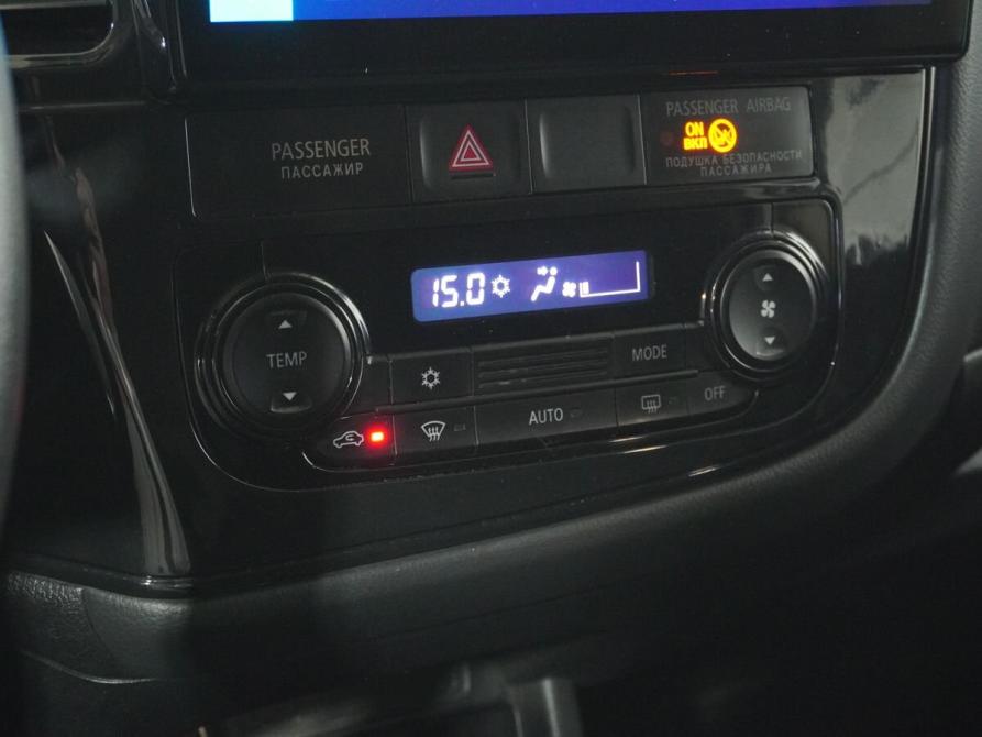 Mitsubishi Outlander III Рестайлинг 2 Вологда  - изображение 13