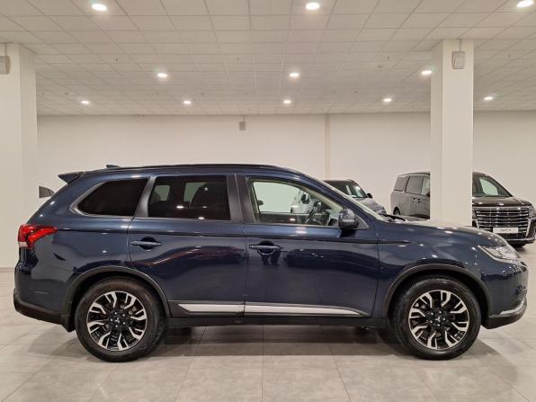 Mitsubishi Outlander III Рестайлинг 3 с пробегом 2021 года, цена 1 900 000 рублей, 167250 км, внедорожник, Автокод Объявления