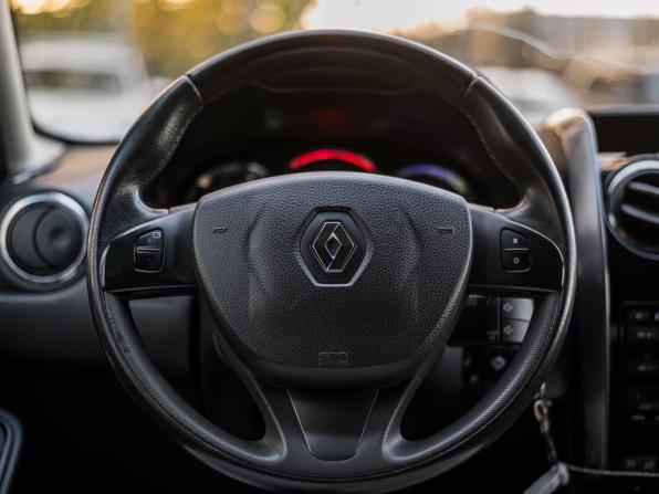 Renault Duster I Рестайлинг с пробегом 2015 года, цена 1 022 000 рублей, 177644 км, внедорожник, Автокод Объявления