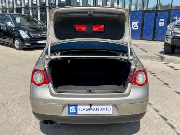 Volkswagen Passat B6 с пробегом 2007 года, цена 800 000 рублей, 267000 км, седан, Автокод Объявления