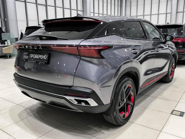 Omoda C5 I с пробегом 2022 года, цена 1 650 000 рублей, 45017 км, внедорожник, Автокод Объявления