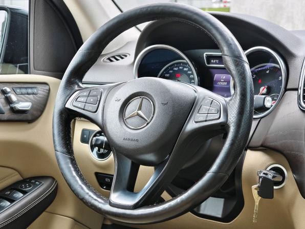 Mercedes-Benz GLE I (W166) с пробегом 2017 года, цена 3 550 000 рублей, 123246 км, внедорожник, Автокод Объявления