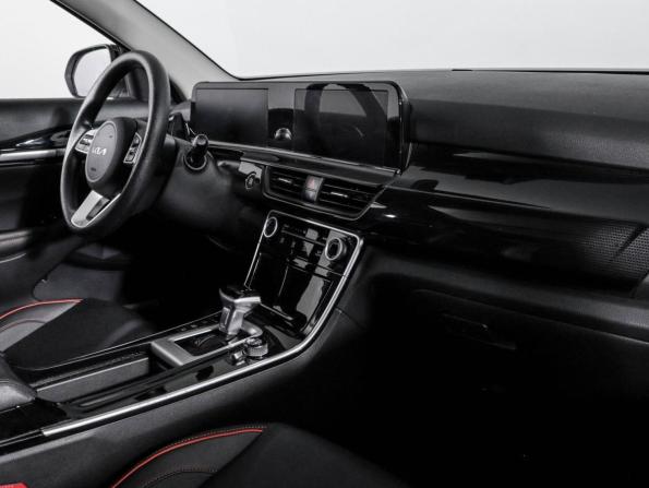 Kia Seltos I Рестайлинг с пробегом 2024 года, цена 2 299 000 рублей, 12274 км, внедорожник, Автокод Объявления