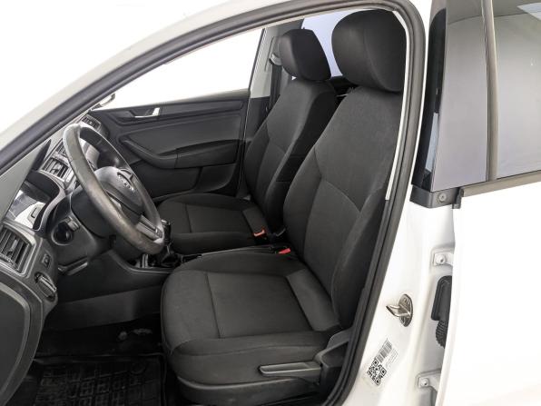 Skoda Rapid I Рестайлинг с пробегом 2019 года, цена 840 000 рублей, 218350 км, лифтбек, Автокод Объявления