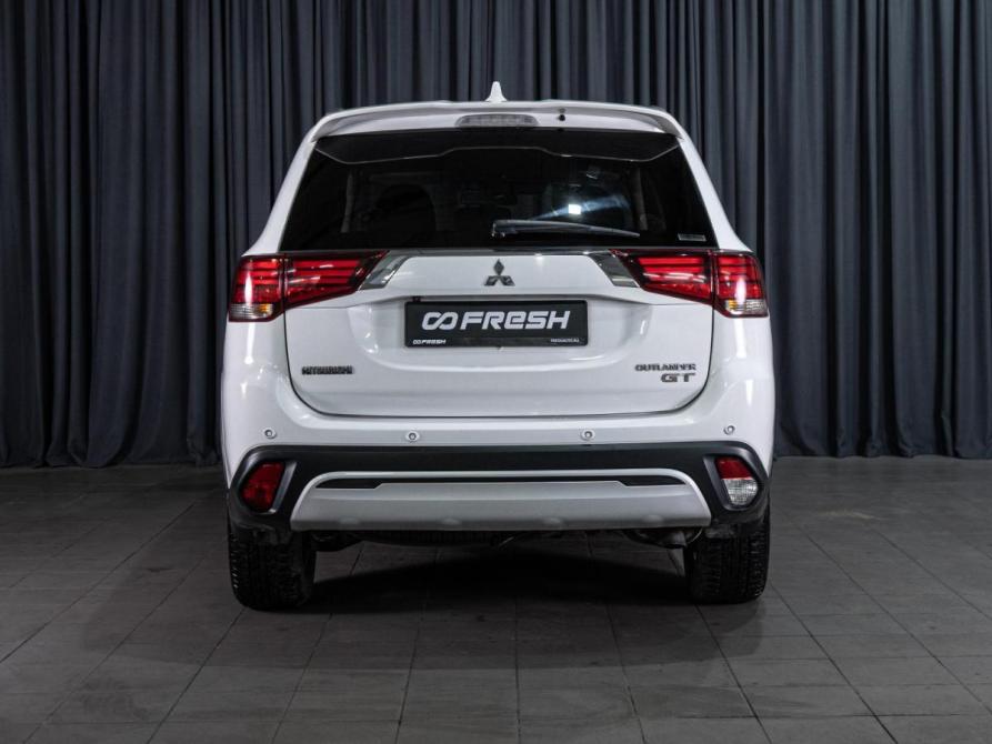 Mitsubishi Outlander III Рестайлинг 3 Волгоград  - изображение 4