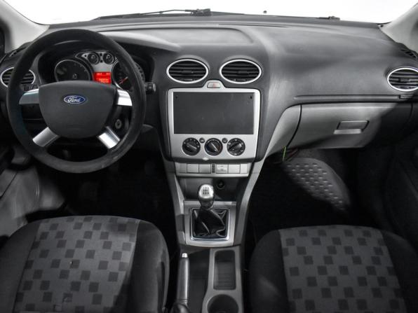 Ford Focus II Рестайлинг с пробегом 2009 года, цена 395 000 рублей, 258301 км, седан, Автокод Объявления