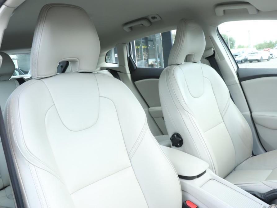 Volvo V40 II Москва  - изображение 15