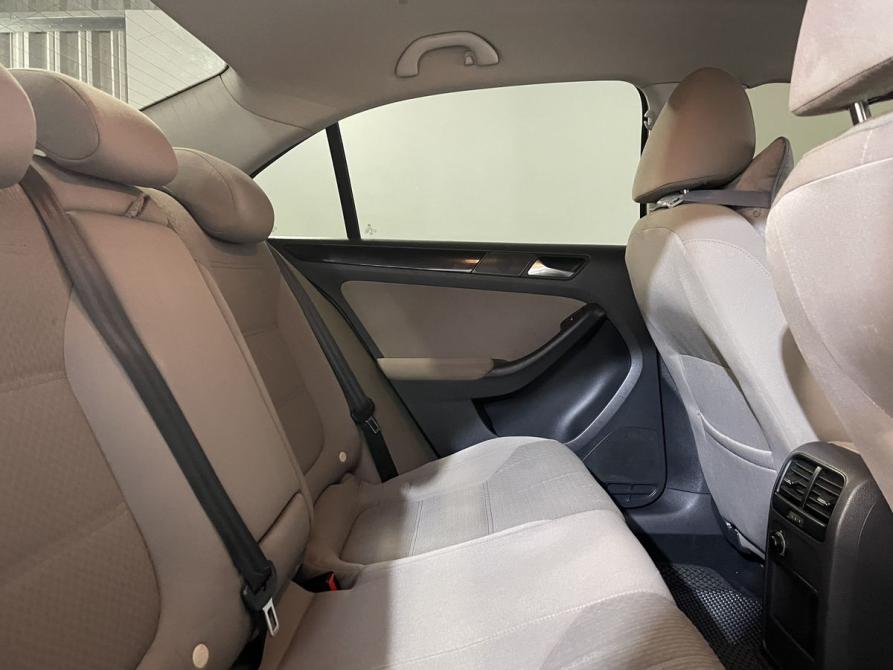 Volkswagen Jetta VI Великий Новгород  - изображение 10