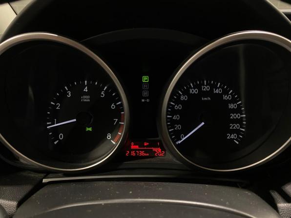 Mazda 5 II (CW) с пробегом 2011 года, цена 999 000 рублей, 215735 км, минивэн, Автокод Объявления