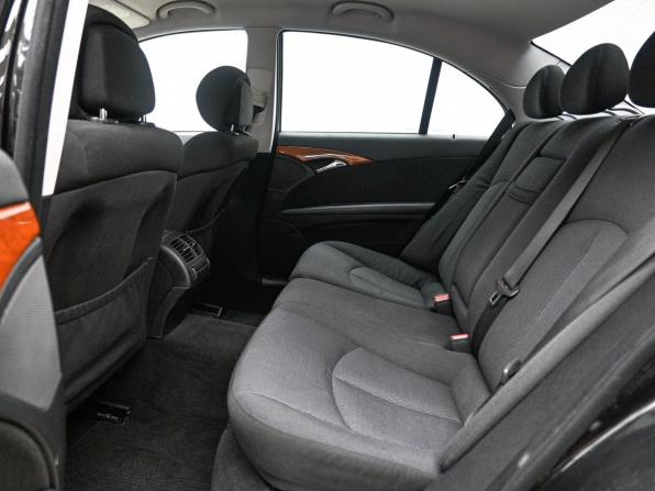 Mercedes-Benz E-Класс III (W211 S211) Рестайлинг с пробегом 2008 года, цена 1 179 000 рублей, 261015 км, седан, Автокод Объявления