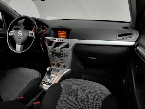 Opel Astra H Рестайлинг с пробегом 2012 года, цена 461 000 рублей, 204069 км, универсал, Автокод Объявления