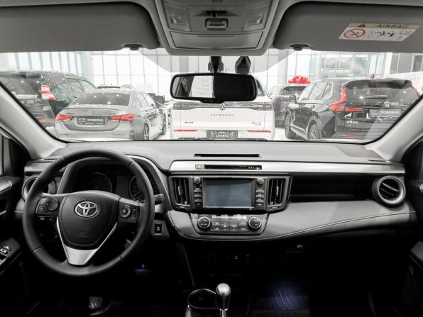Toyota RAV4 IV (XA40) Рестайлинг с пробегом 2016 года, цена 2 290 000 рублей, 102200 км, внедорожник, Автокод Объявления