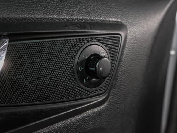 Skoda Yeti I Рестайлинг с пробегом 2015 года, цена 1 019 000 рублей, 185882 км, внедорожник, Автокод Объявления