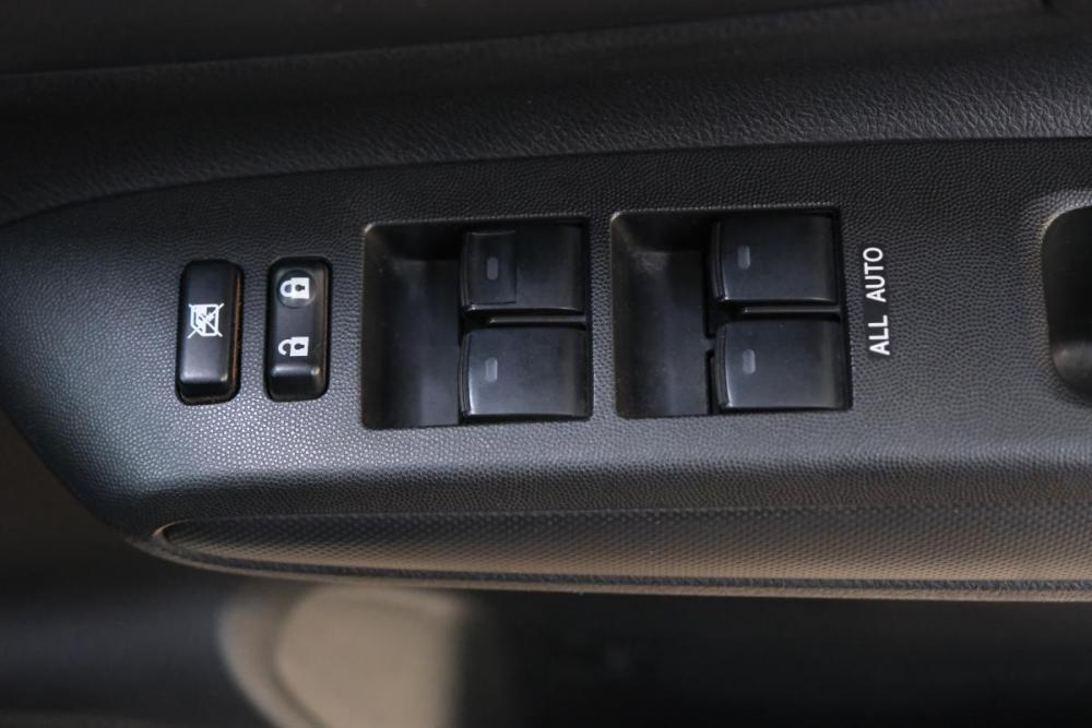 Toyota Wish II Рестайлинг Омск  - изображение 9