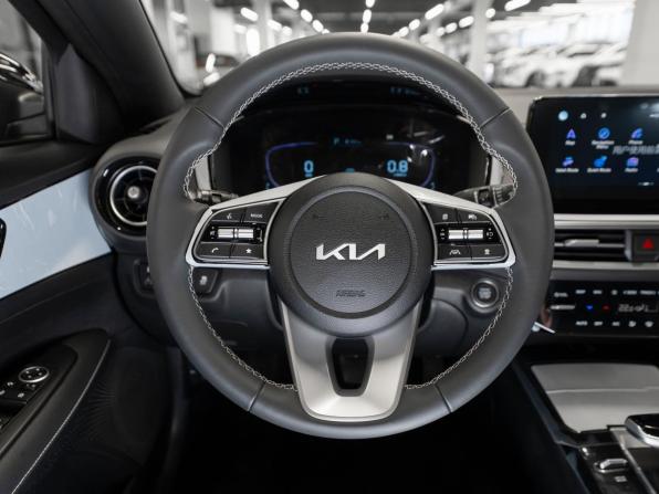 Kia K3 II (China Market) Рестайлинг с пробегом 2025 года, цена 2 575 000 рублей, 70 км, седан, Автокод Объявления