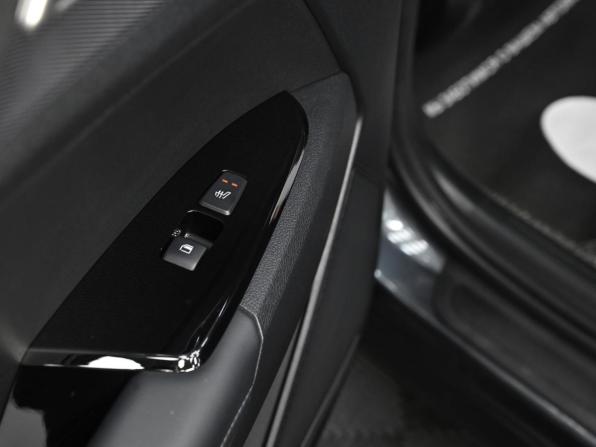 Kia Sportage V с пробегом 2021 года, цена 2 599 000 рублей, 63000 км, внедорожник, Автокод Объявления