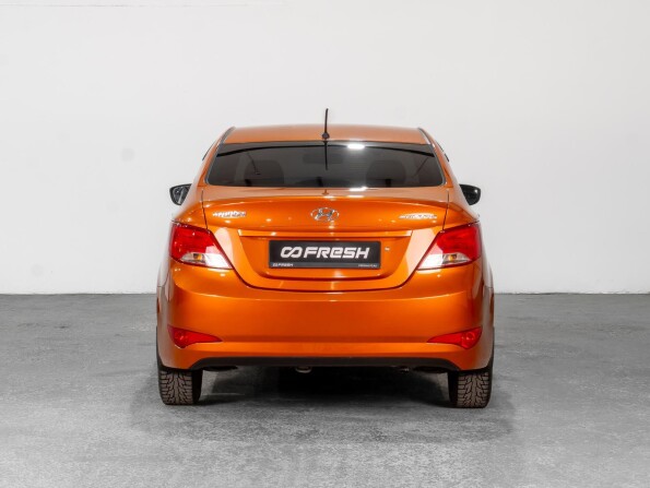 Hyundai Solaris I Рестайлинг с пробегом 2014 года, цена 1 129 000 рублей, 73244 км, седан, Автокод Объявления