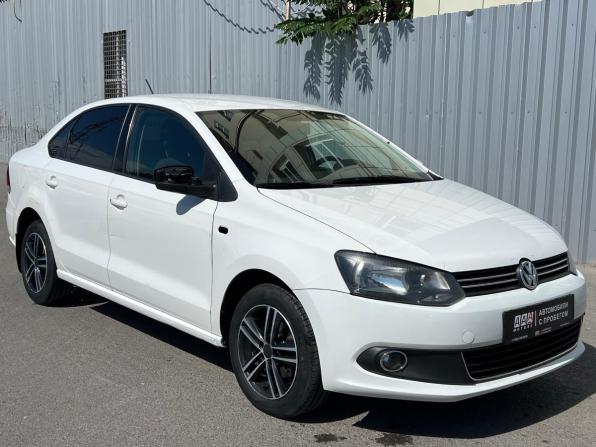 Volkswagen Polo V с пробегом 2012 года, цена 637 000 рублей, 247279 км, седан, Автокод Объявления