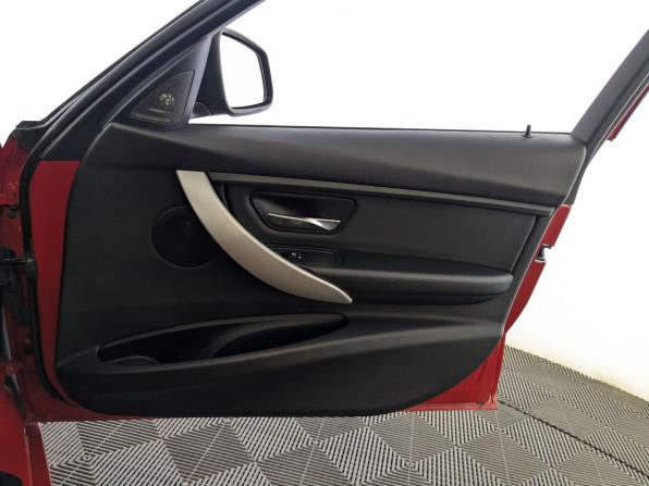 BMW 3 серии VI (F3x) Рестайлинг с пробегом 2016 года, цена 1 590 000 рублей, 147404 км, седан, Автокод Объявления