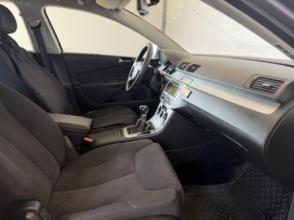 Volkswagen Passat B6 с пробегом 2007 года, цена 400 000 рублей, 260000 км, универсал, Автокод Объявления