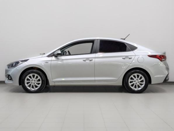 Hyundai Solaris II с пробегом 2019 года, цена 1 315 000 рублей, 130757 км, седан, Автокод Объявления
