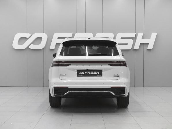 Geely Monjaro I Рестайлинг 2 с пробегом 2026 года, цена 4 570 000 рублей, 123 км, внедорожник, Автокод Объявления