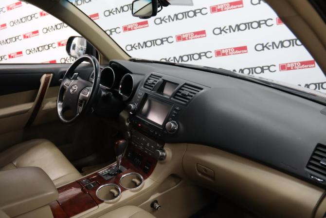 Toyota Highlander II (XU40) Рестайлинг с пробегом 2011 года, цена 2 085 850 рублей, 187291 км, внедорожник, Автокод Объявления