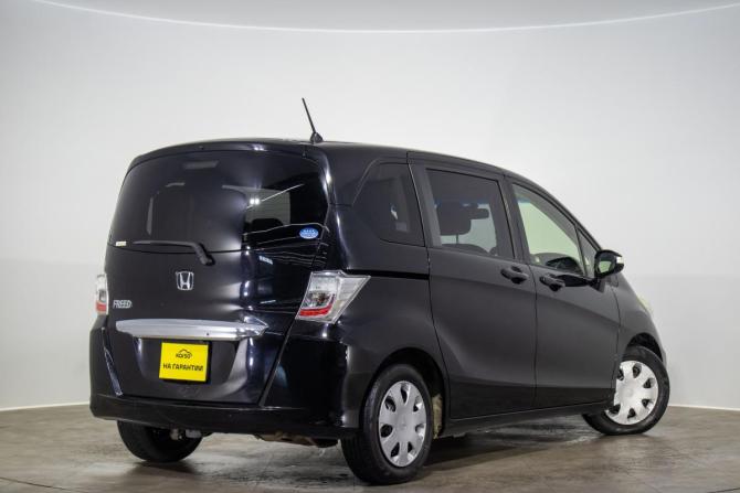 Honda Freed I с пробегом 2013 года, цена 1 229 000 рублей, 176000 км, компактвэн, Автокод Объявления