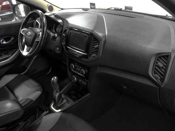 Lada (ВАЗ) XRAY I с пробегом 2018 года, цена 899 900 рублей, 112000 км, хэтчбек, Автокод Объявления
