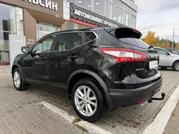 Nissan Qashqai II с пробегом 2017 года, цена 1 316 380 рублей, 125651 км, внедорожник, Автокод Объявления