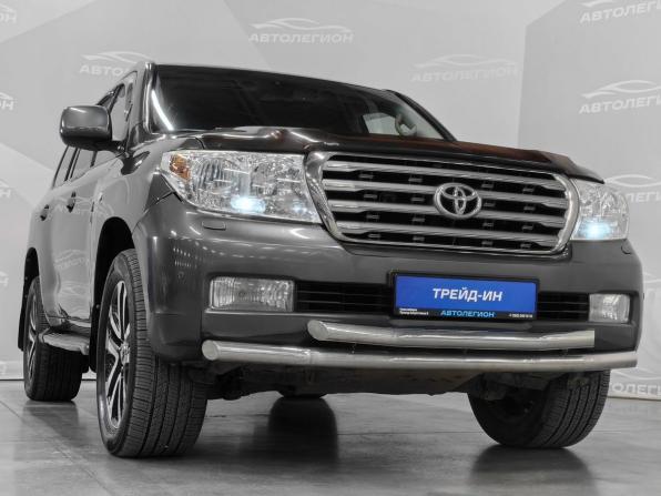 Toyota Land Cruiser 200 Series с пробегом 2010 года, цена 2 750 000 рублей, 260000 км, внедорожник, Автокод Объявления