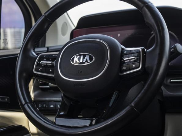Kia Carnival IV с пробегом 2020 года, цена 3 548 000 рублей, 123605 км, минивэн, Автокод Объявления