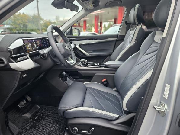 Geely Atlas II с пробегом 2024 года, цена 2 850 000 рублей, 47078 км, внедорожник, Автокод Объявления