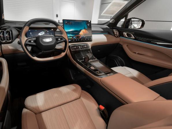 Geely Atlas II с пробегом 2026 года, цена 3 450 000 рублей, 17 км, внедорожник, Автокод Объявления
