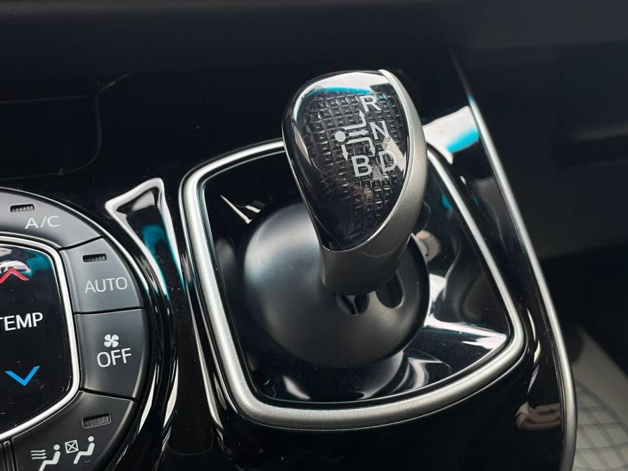Toyota Esquire I Стерлитамак  - изображение 24