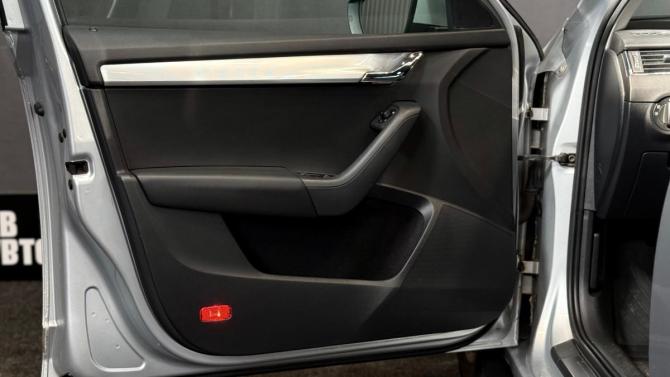 Skoda Octavia III (A7) с пробегом 2013 года, цена 870 000 рублей, 283125 км, лифтбек, Автокод Объявления