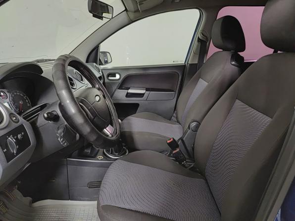 Ford Fusion I Рестайлинг с пробегом 2007 года, цена 350 000 рублей, 198140 км, хэтчбек, Автокод Объявления