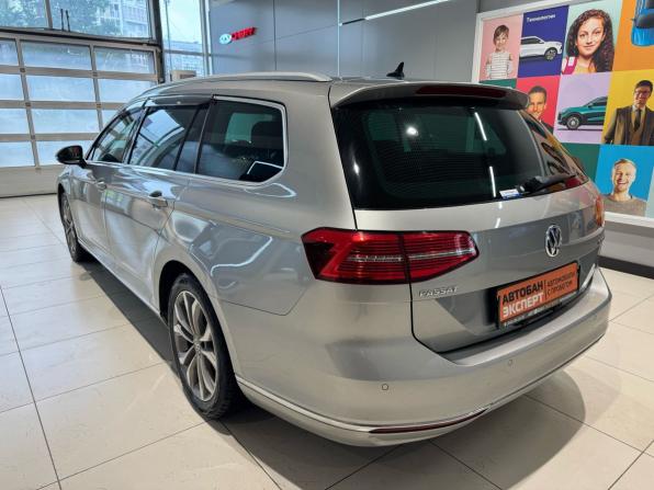 Volkswagen Passat B8 с пробегом 2015 года, цена 1 599 000 рублей, 140000 км, универсал, Автокод Объявления
