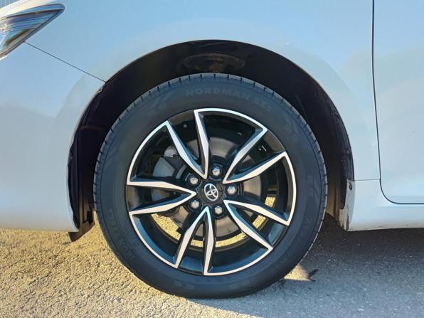 Toyota Camry VII (XV50) Рестайлинг 2 с пробегом 2018 года, цена 2 290 000 рублей, 178676 км, седан, Автокод Объявления