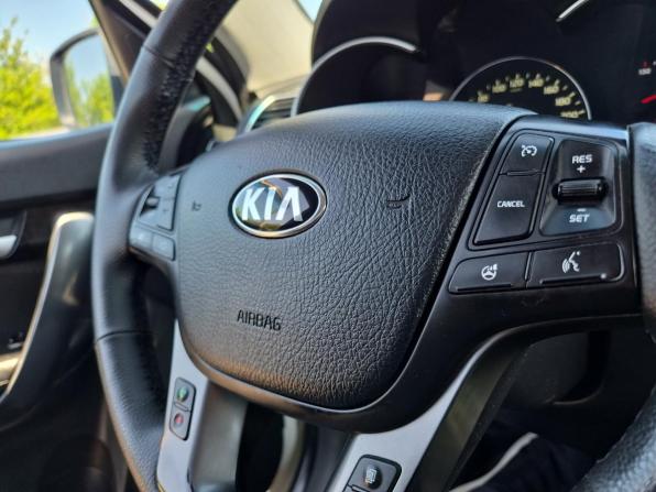 Kia Sorento II Рестайлинг с пробегом 2014 года, цена 1 430 000 рублей, 241170 км, внедорожник, Автокод Объявления