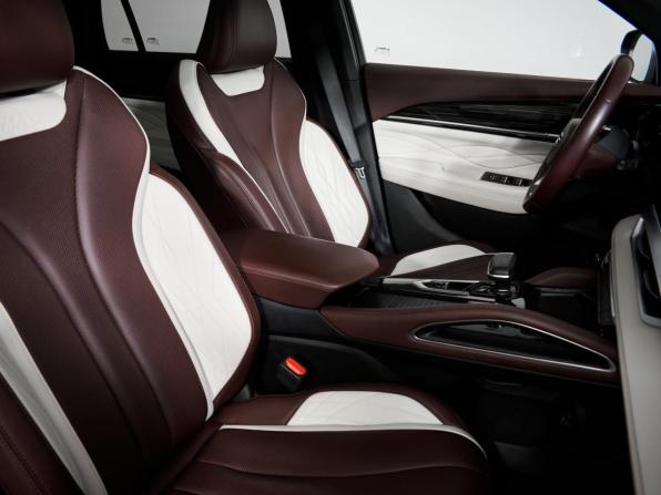 Geely Monjaro I с пробегом 2023 года, цена 2 955 000 рублей, 81022 км, внедорожник, Автокод Объявления