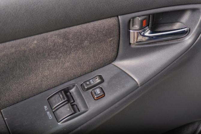 Toyota Corolla IX (E120 E130) Рестайлинг с пробегом 2006 года, цена 579 000 рублей, 300000 км, седан, Автокод Объявления