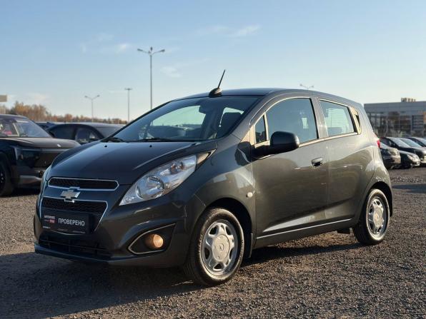 Chevrolet Spark III (M300) Рестайлинг с пробегом 2021 года, цена 965 000 рублей, 73000 км, хэтчбек, Автокод Объявления
