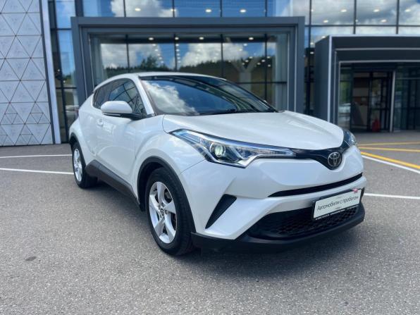 Toyota C-HR I с пробегом 2019 года, цена 1 789 000 рублей, 90333 км, внедорожник, Автокод Объявления