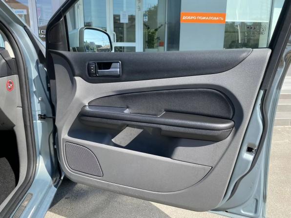 Ford Focus II Рестайлинг с пробегом 2010 года, цена 585 000 рублей, 230000 км, хэтчбек, Автокод Объявления