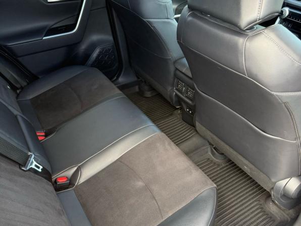 Toyota RAV4 V (XA50) с пробегом 2022 года, цена 3 400 000 рублей, 73646 км, внедорожник, Автокод Объявления