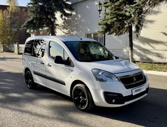 Peugeot Partner II Рестайлинг 2 с пробегом 2022 года, цена 1 399 000 рублей, 182506 км, компактвэн, Автокод Объявления