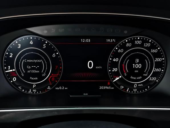 Volkswagen Tiguan II с пробегом 2017 года, цена 1 775 000 рублей, 203910 км, внедорожник, Автокод Объявления