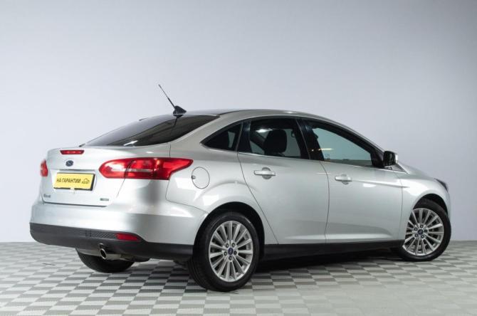 Ford Focus III Рестайлинг с пробегом 2018 года, цена 1 049 000 рублей, 147000 км, седан, Автокод Объявления