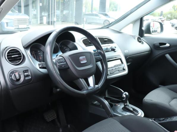 SEAT Altea I Рестайлинг с пробегом 2012 года, цена 760 000 рублей, 295493 км, компактвэн, Автокод Объявления